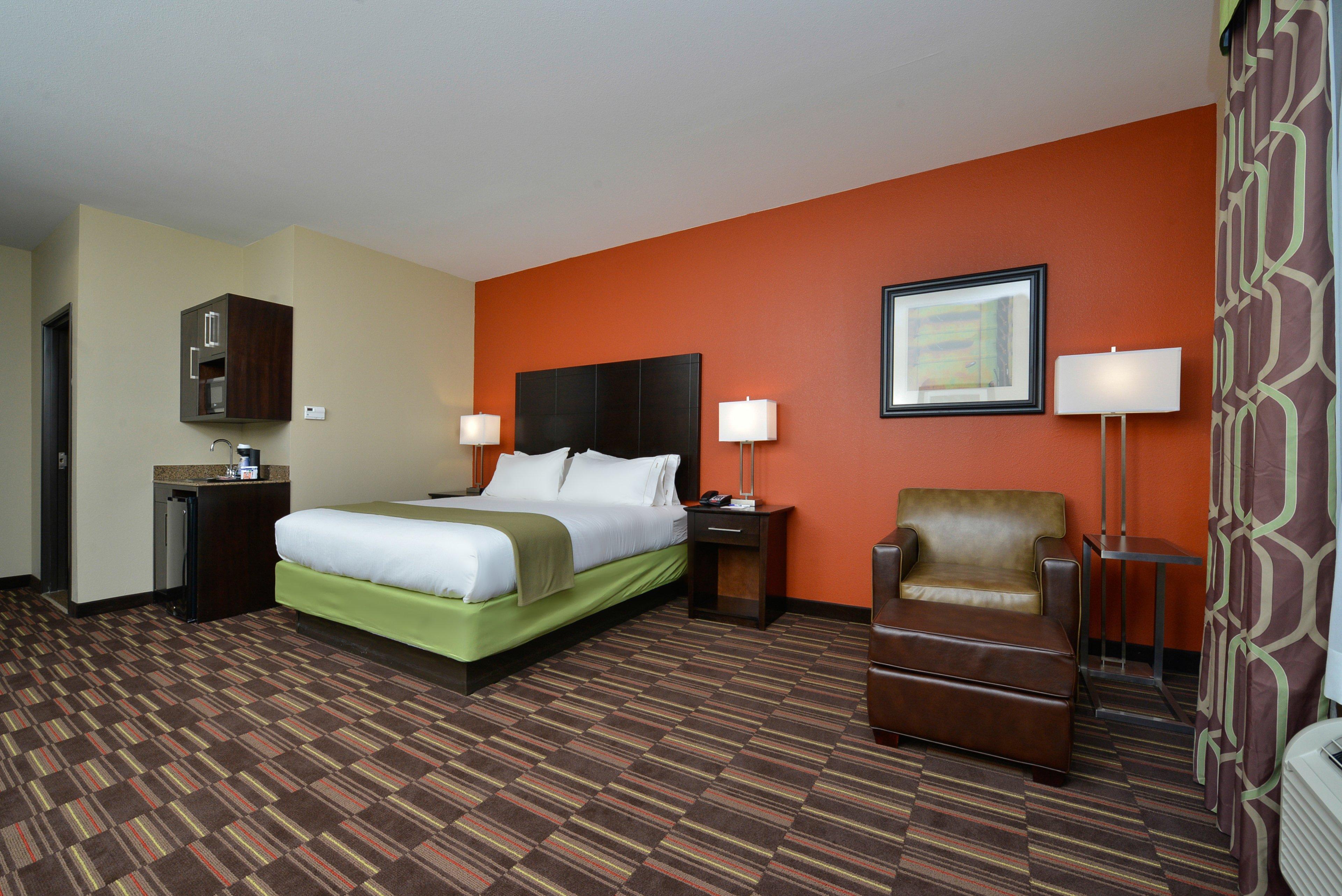 Holiday Inn Express Alva By Ihg Bagian luar foto
