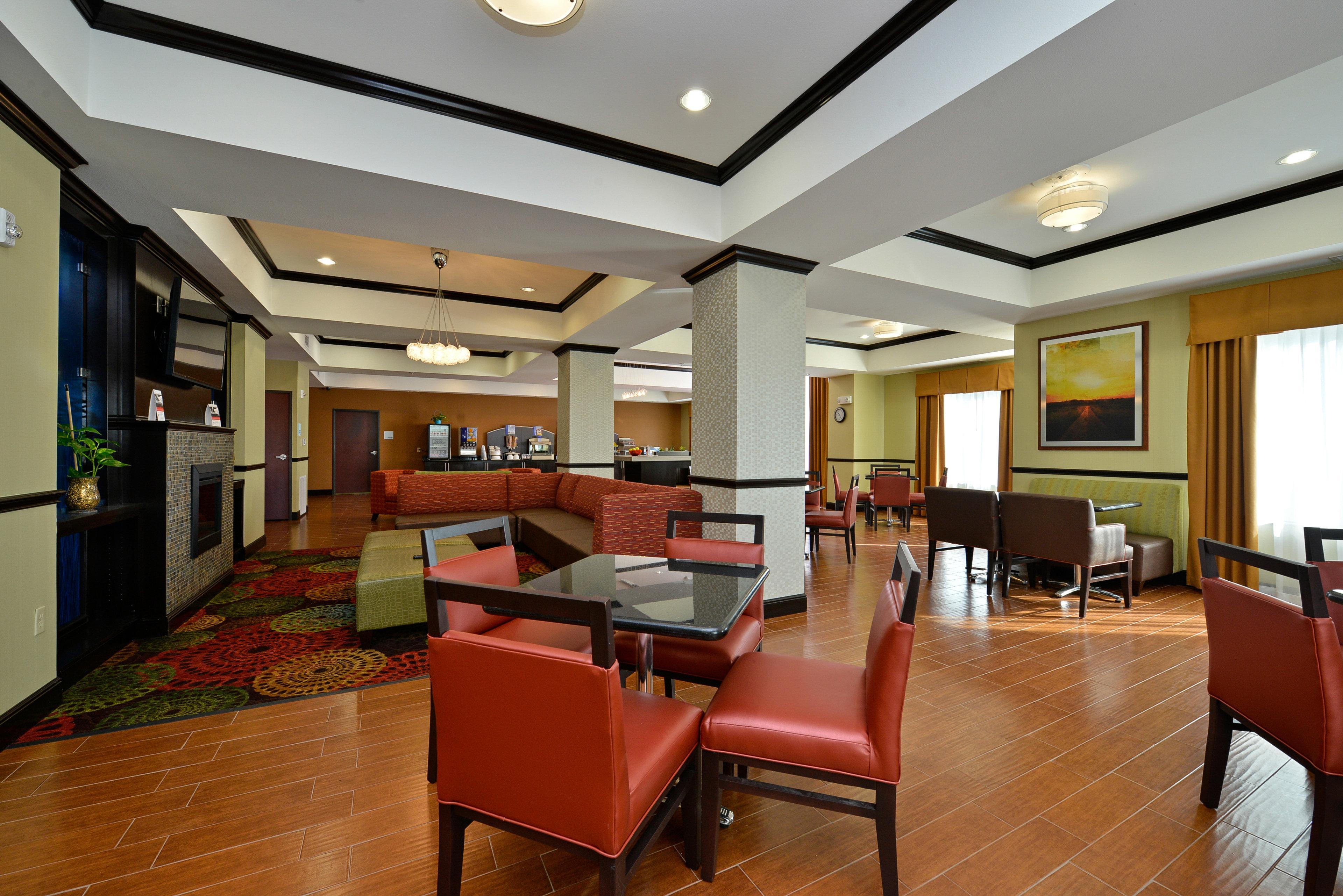 Holiday Inn Express Alva By Ihg Bagian luar foto