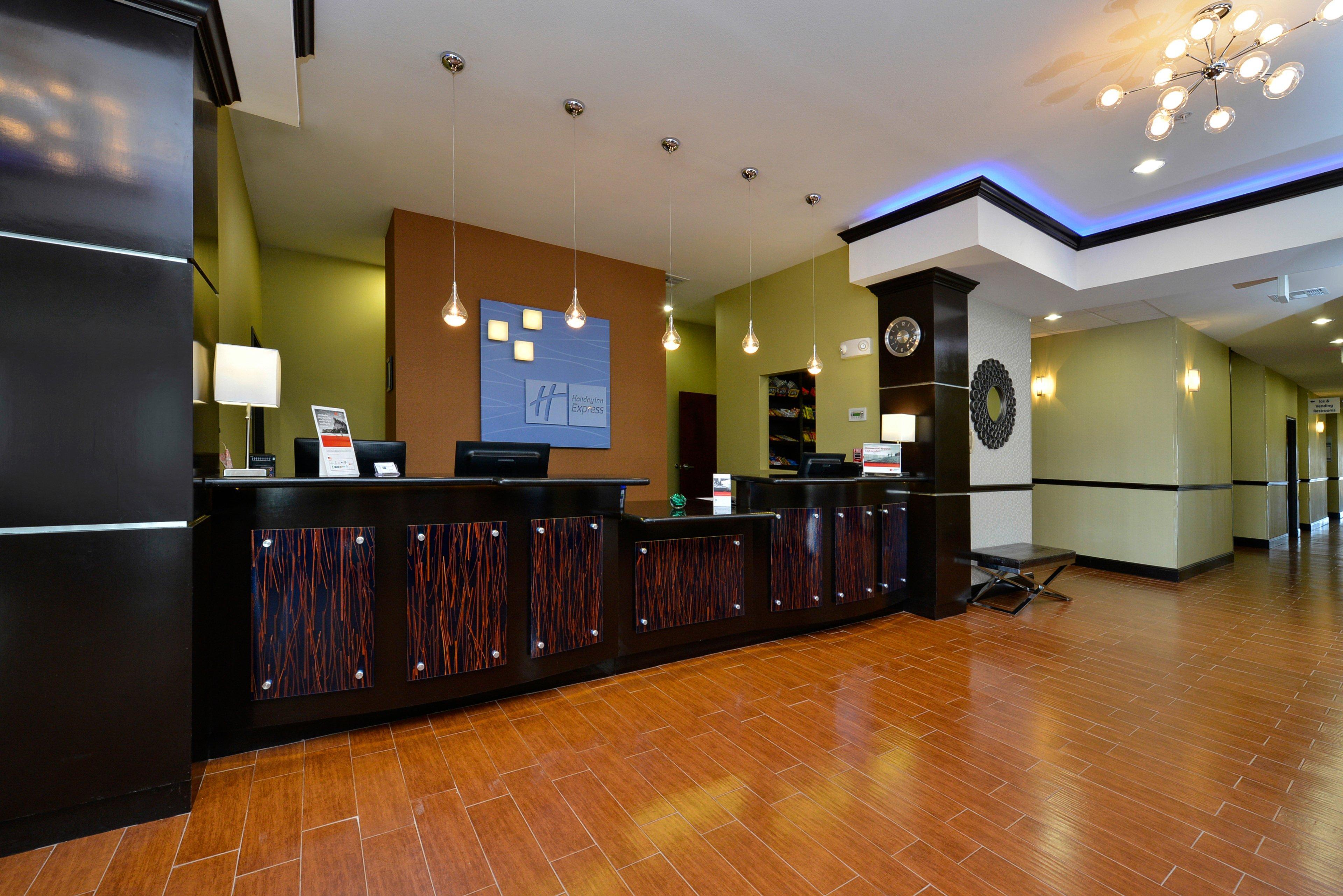 Holiday Inn Express Alva By Ihg Bagian luar foto