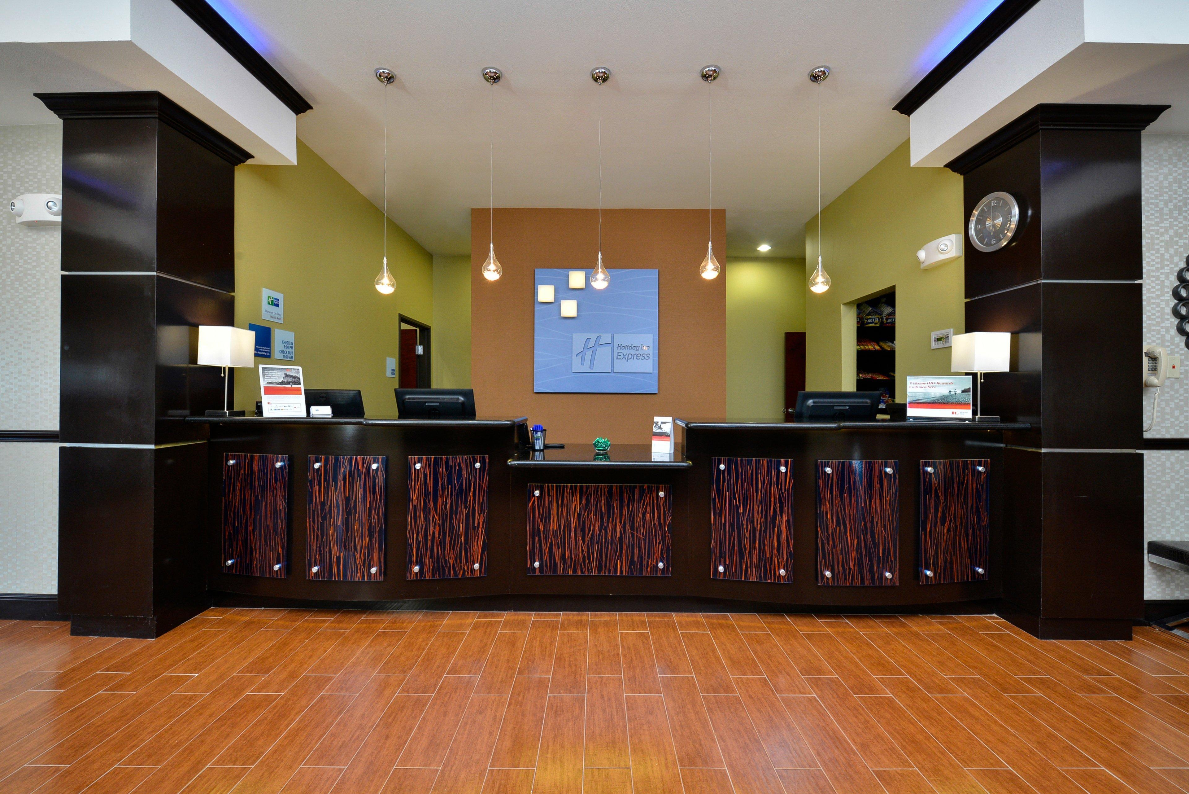 Holiday Inn Express Alva By Ihg Bagian luar foto